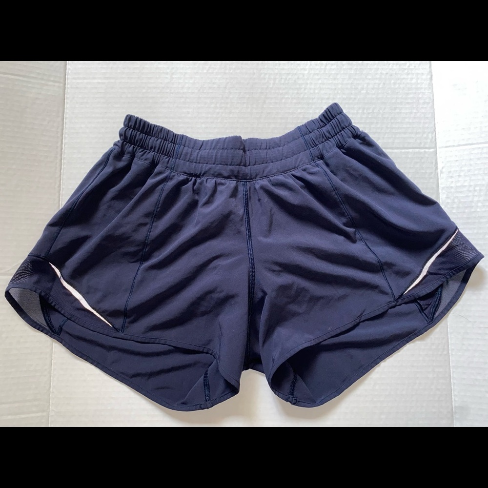 Lululemon Hotty Hot Short II